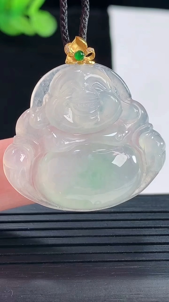 天然A货翡翠佛公吊坠，尺寸29-34-6.2重量:9.25g
5月14日