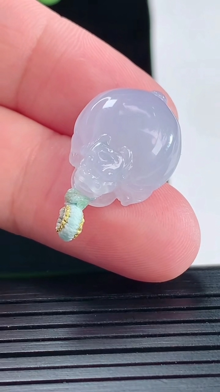 天然A货翡翠紫罗兰龙龟吊坠，尺寸21-16-7重量:4.19g
5月14日