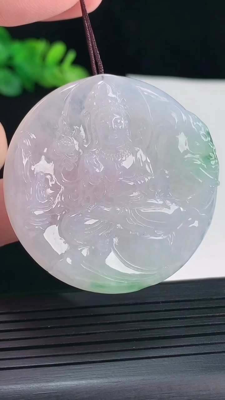天然A货翡翠普贤菩萨吊坠，尺寸46.8-6重量:32.46g
5月14日