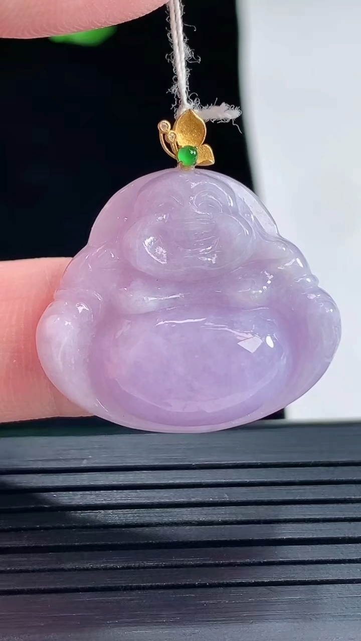 天然A货翡翠18k金紫罗兰佛公吊坠，尺寸23.6-28-6.3重量:6.96g
5月15日