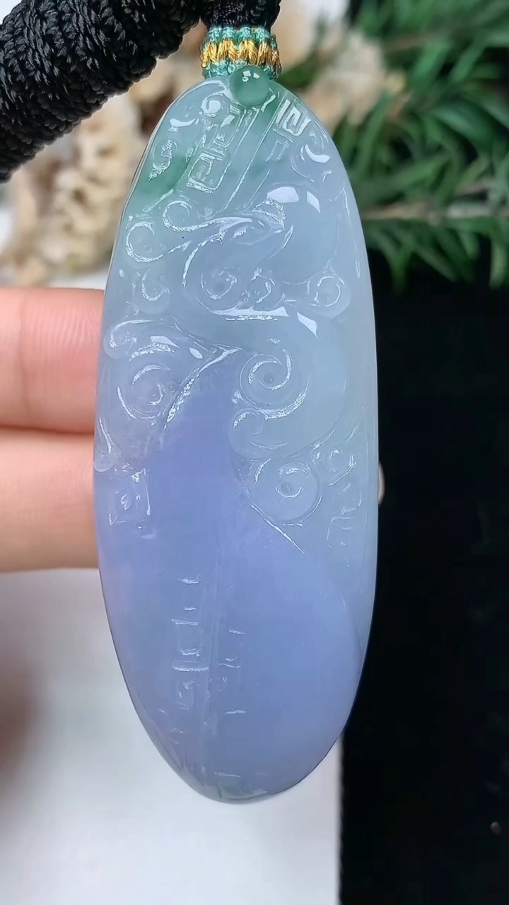 天然A货翡翠紫罗兰 飘花龙凤呈祥吊坠，尺寸60-23.3-12.3，重量:41.13g
5月16日