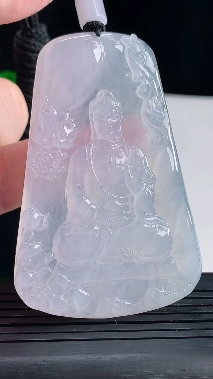天然A货翡翠种紫罗兰阿弥陀佛吊坠，尺寸67.6-45.5-6重量:42.57g
5月16日