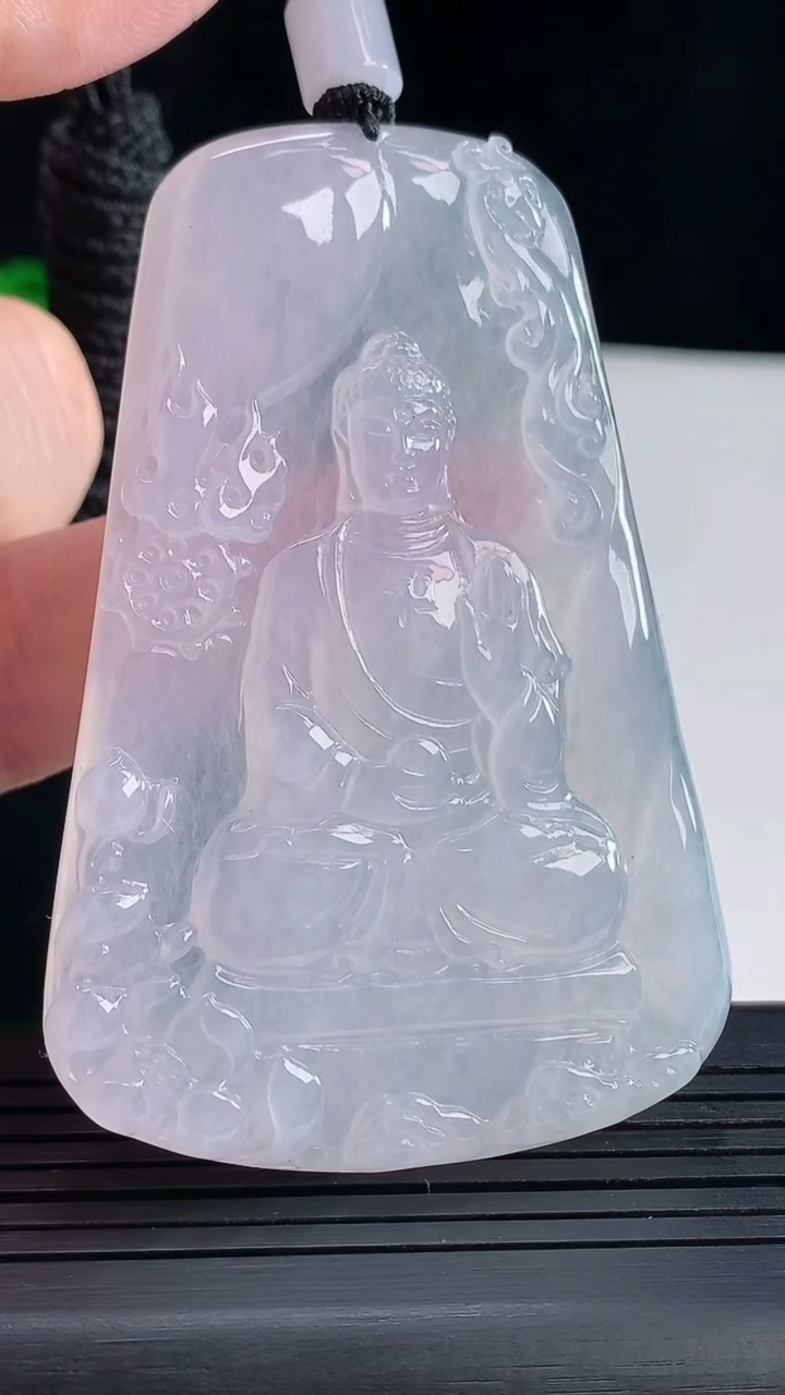 天然A货翡翠种紫罗兰阿弥陀佛吊坠，尺寸67.6-45.5-6重量:42.57g
5月16日
