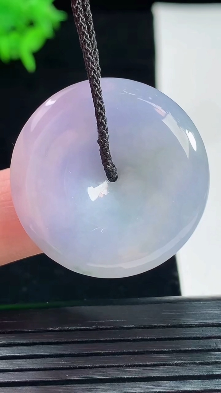 天然A货翡翠紫罗兰平安扣吊坠，尺寸30-5.2重量:10.31g
5月18日