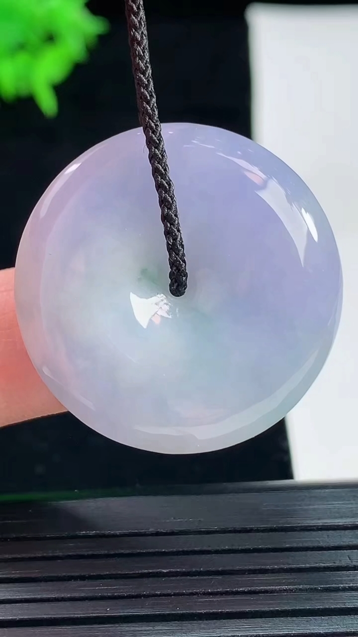 天然A货翡翠紫罗兰平安扣吊坠，尺寸30-5.2重量:10.31g
5月18日