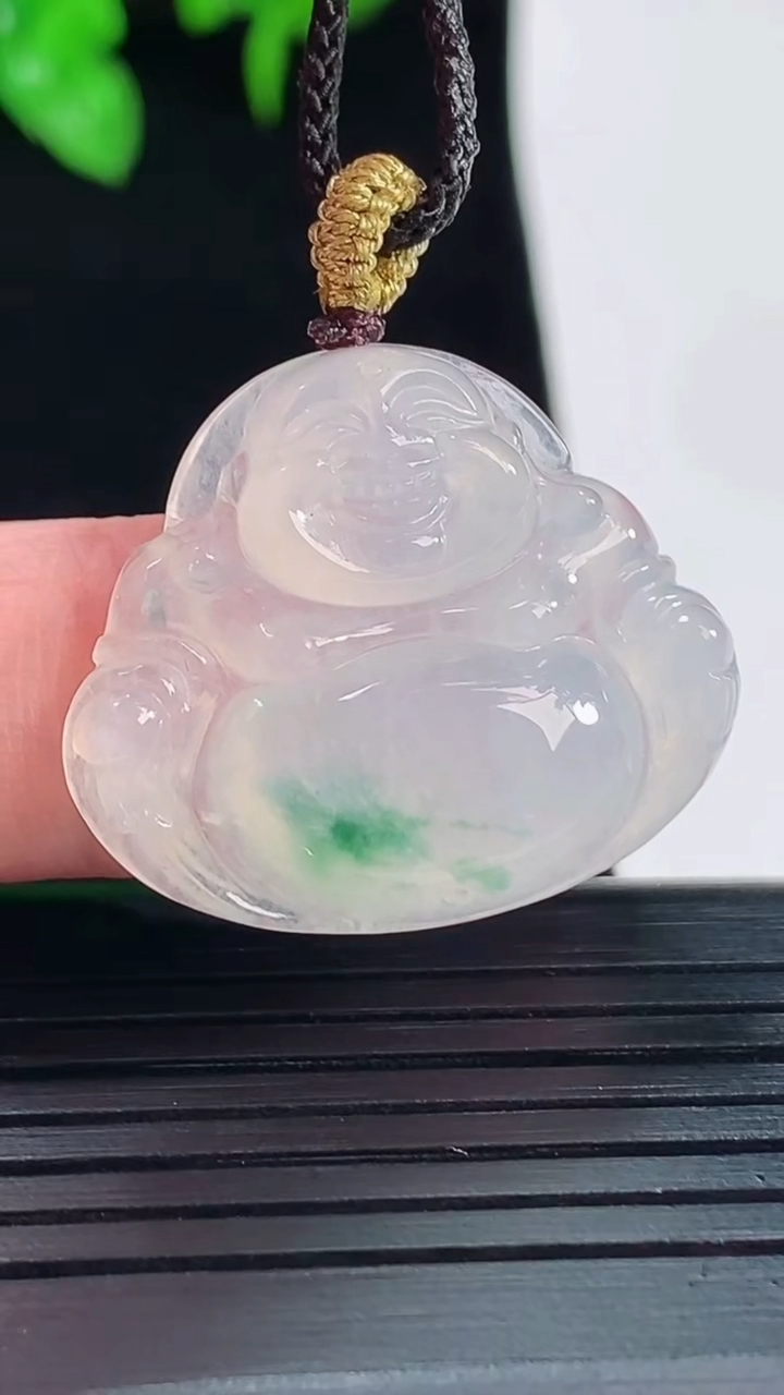天然A货翡翠冰种飘花佛公吊坠，尺寸23-28-5.6重量:5.98g
5月20日