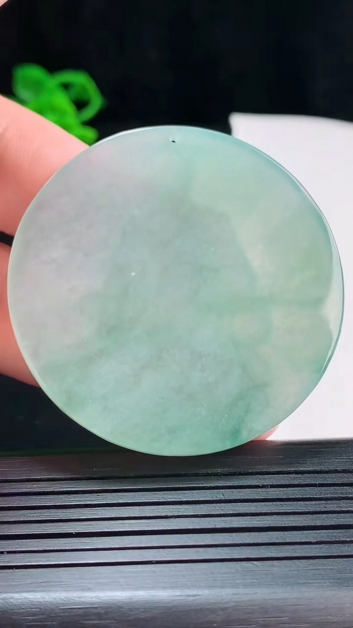 天然A货翡翠齐天大圣孙悟空吊坠，尺寸50-5重量:29.41g
5月22日
