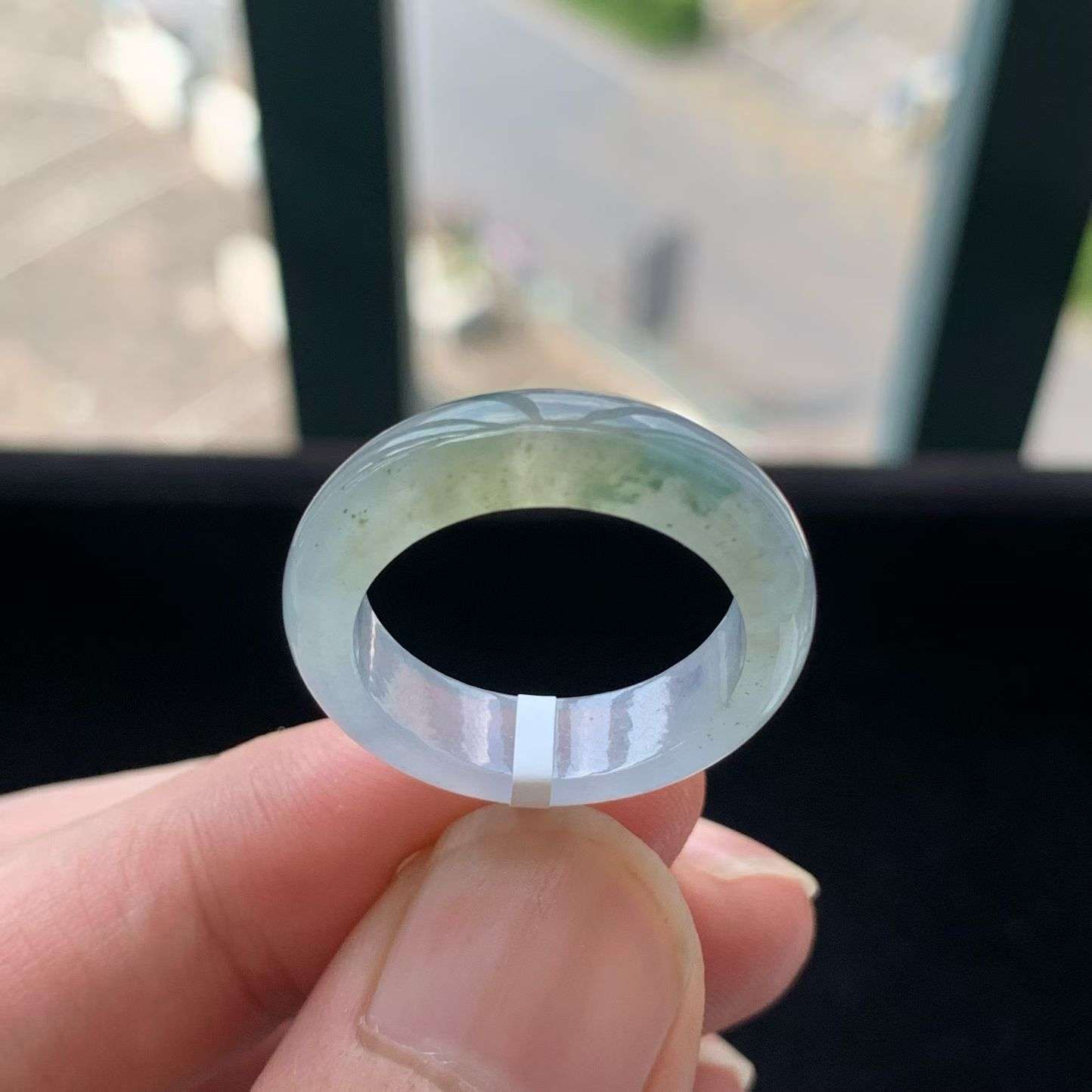 A货天然翡翠冰种紫罗兰飘花黄翡戒指19-20号重量4.53g
5月30日