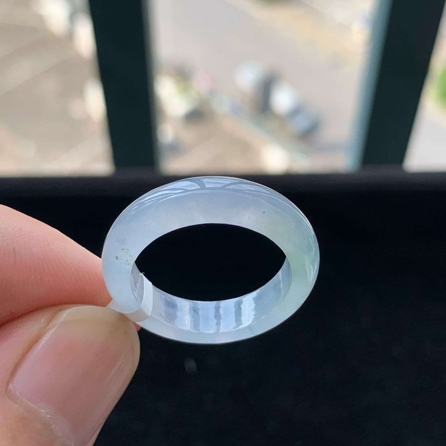 A货天然翡翠冰种紫罗兰飘黄翡戒指19-20号重量4.10g
5月30日