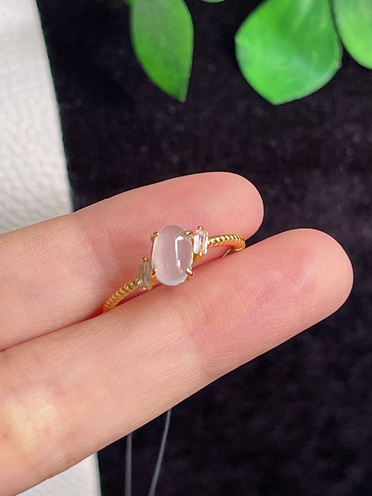 翡翠冰种白色戒指