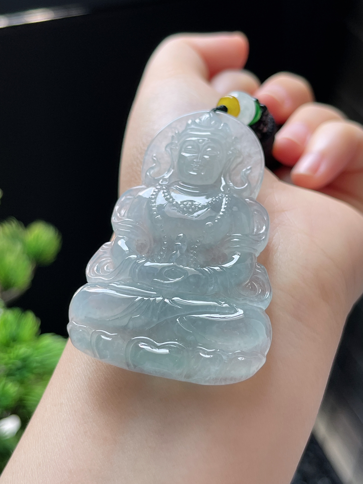 翡翠冰糯种白色吊坠