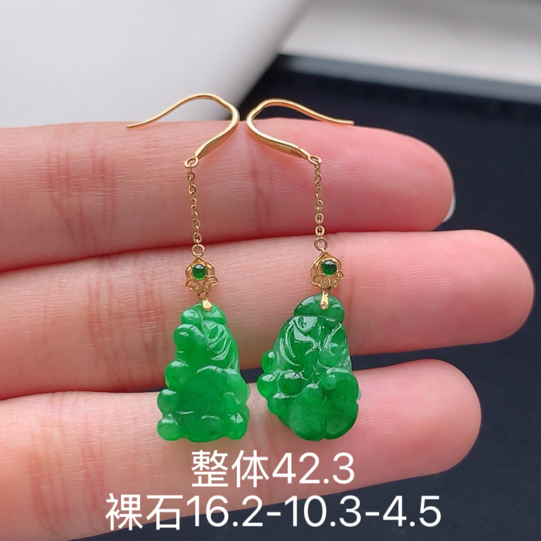 冰阳绿百财耳坠，设计款，种色怡人，盈盈起光，佩戴精致时尚，货号19428，16.2/10.3/4.5