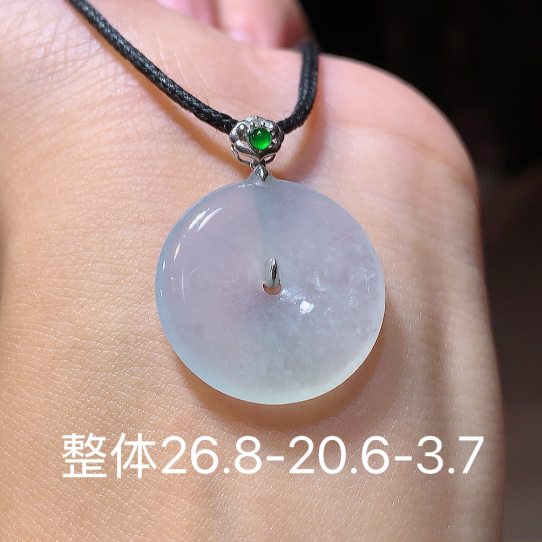 冰平安扣吊坠，品相兼备，明媚青翠，佩戴优雅娇贵，货号06428，26.8/20.6/3.7