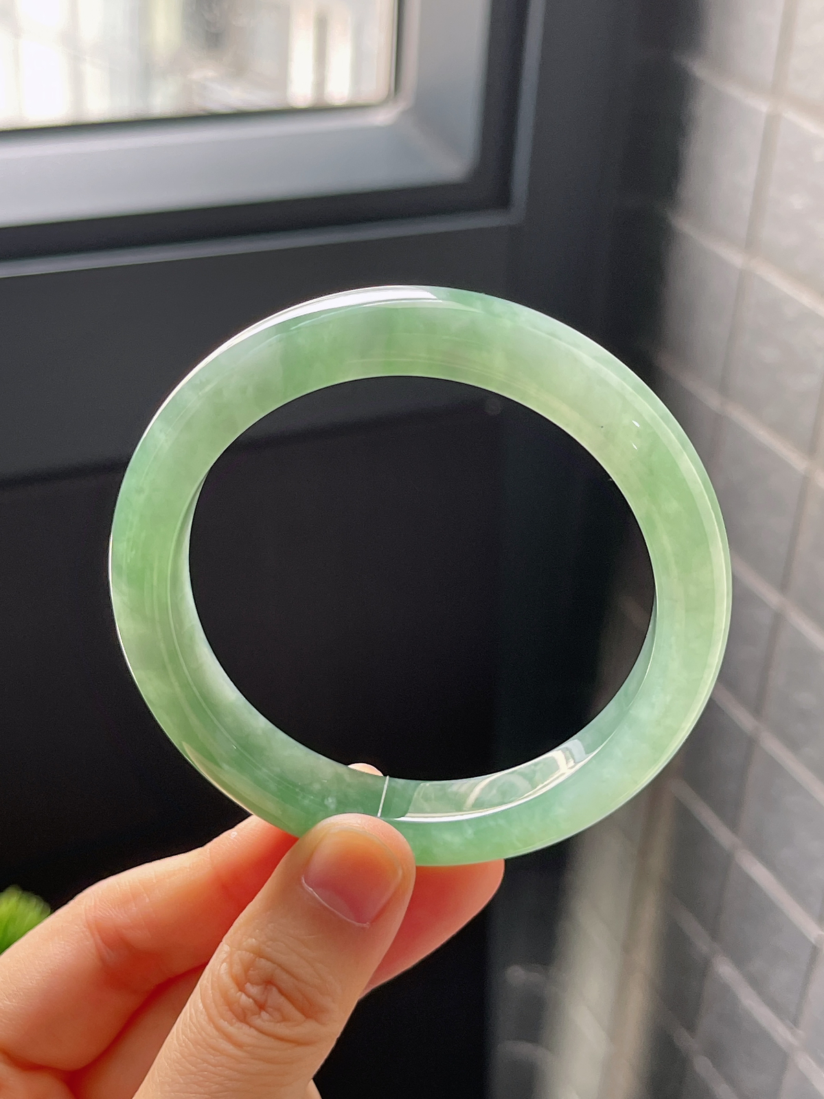 正圈56.5圈口，翡翠冰糯种飘花手镯