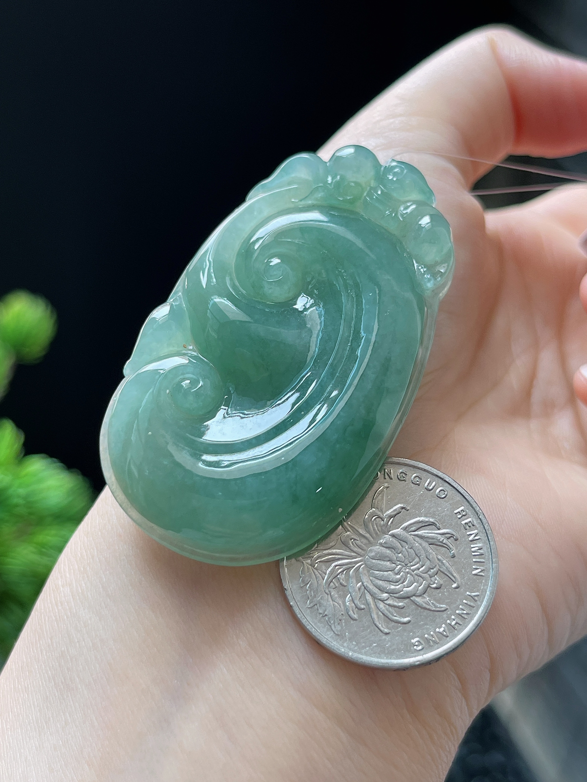 翡翠糯化种飘绿如意