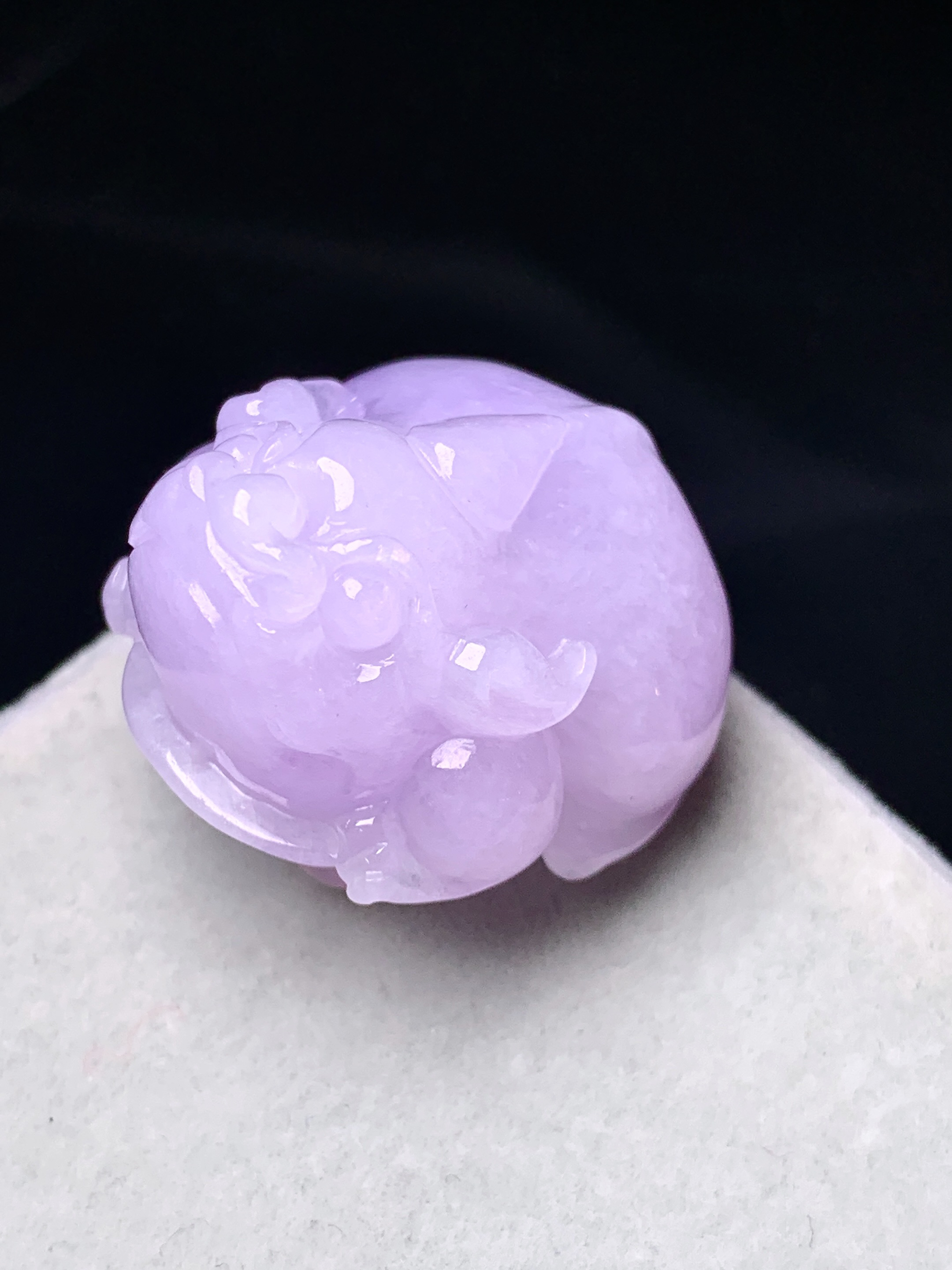 紫罗兰貔貅吊坠 玉质细腻 色泽艳丽清新 水润亮眼 整体尺寸26*23.5*15.5z1