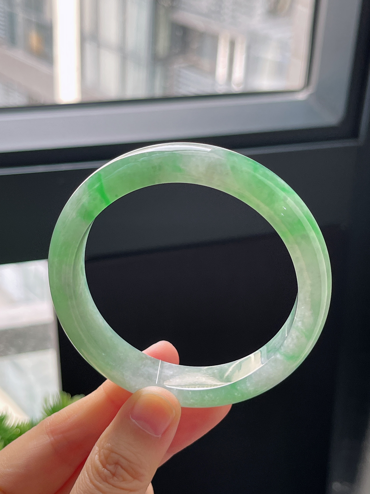 正圈58.3圈口，翡翠冰糯种飘花手镯