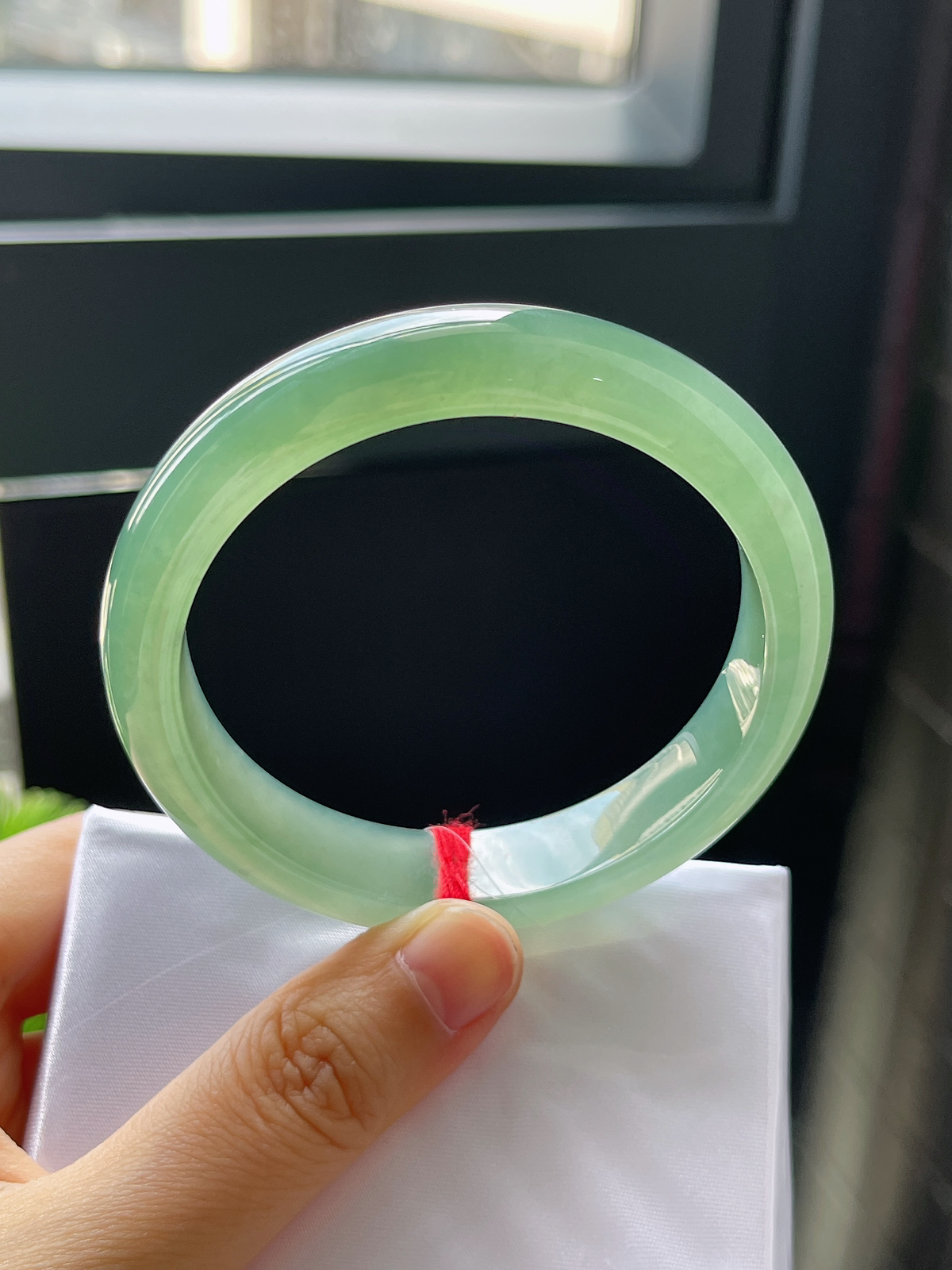 正圈56圈口，翡翠冰种绿色手镯