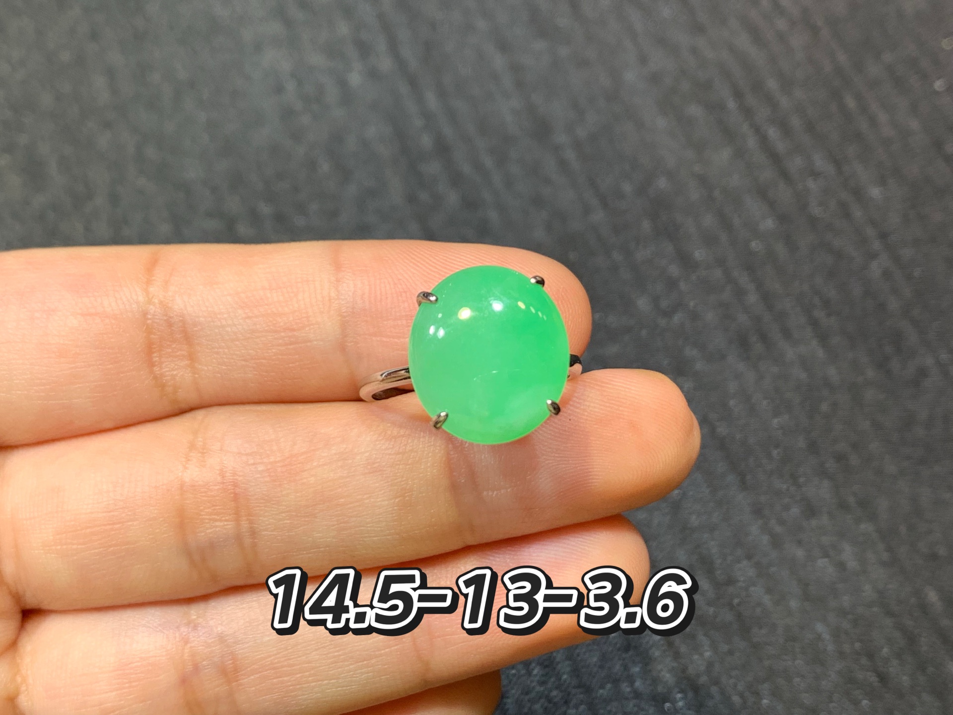 冰果绿蛋面戒指 s925银，14.5/13/3.6