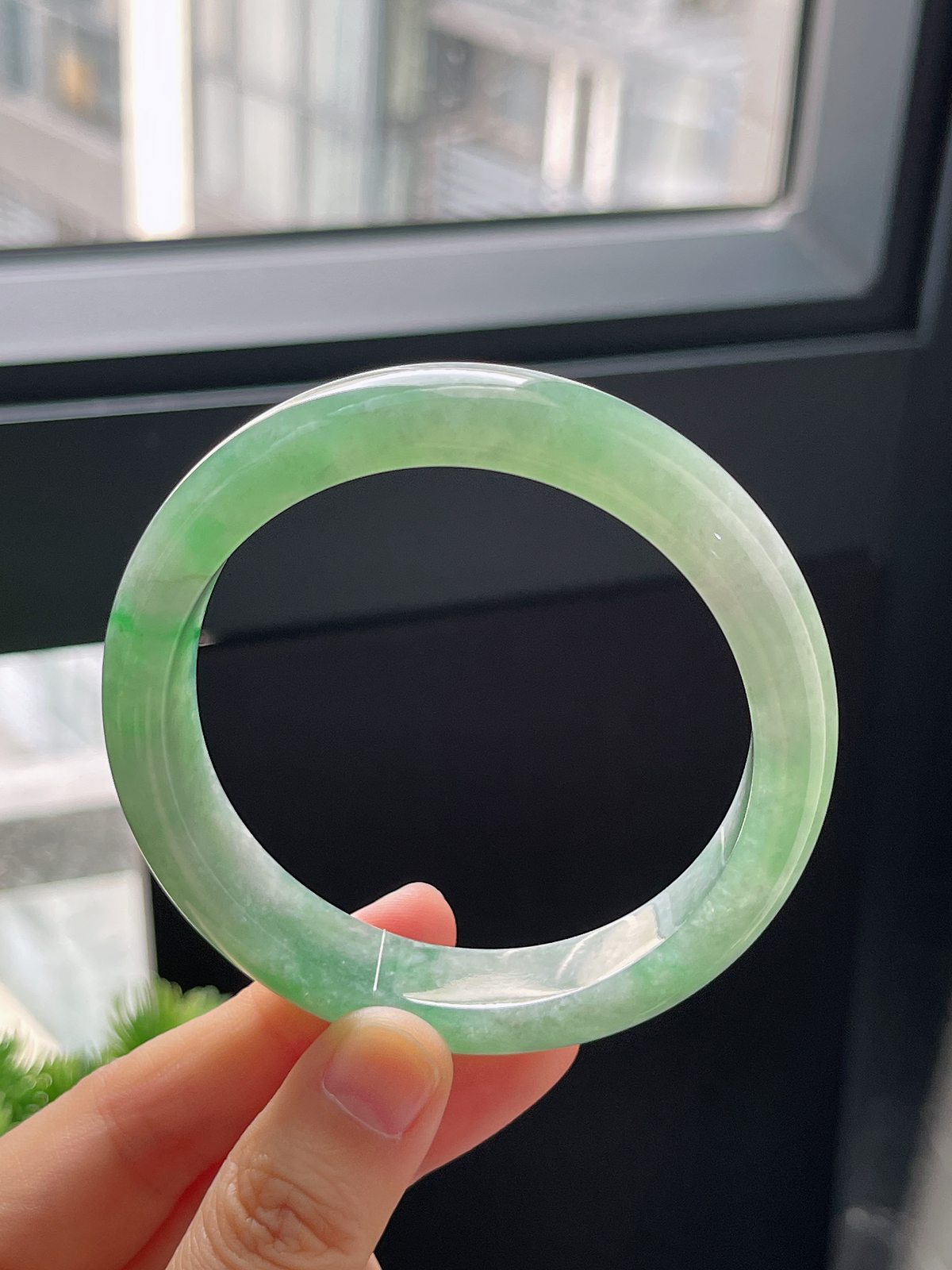 正圈58.3圈口，翡翠冰糯种飘花手镯