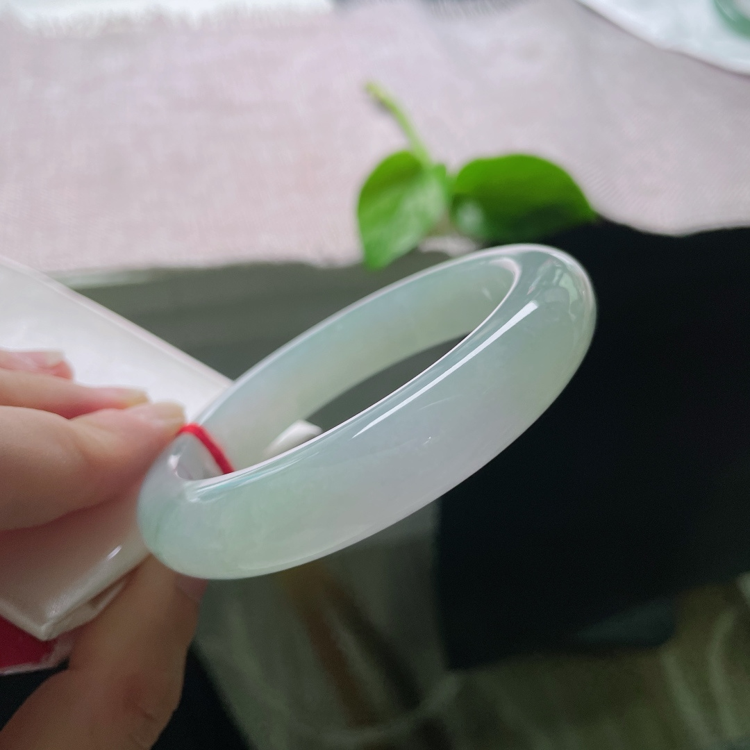 58.6/13.3/9.6淡绿正圈，冰润细腻，微紫，版型好，岁月静好，温婉贵气，无裂，ss49739a