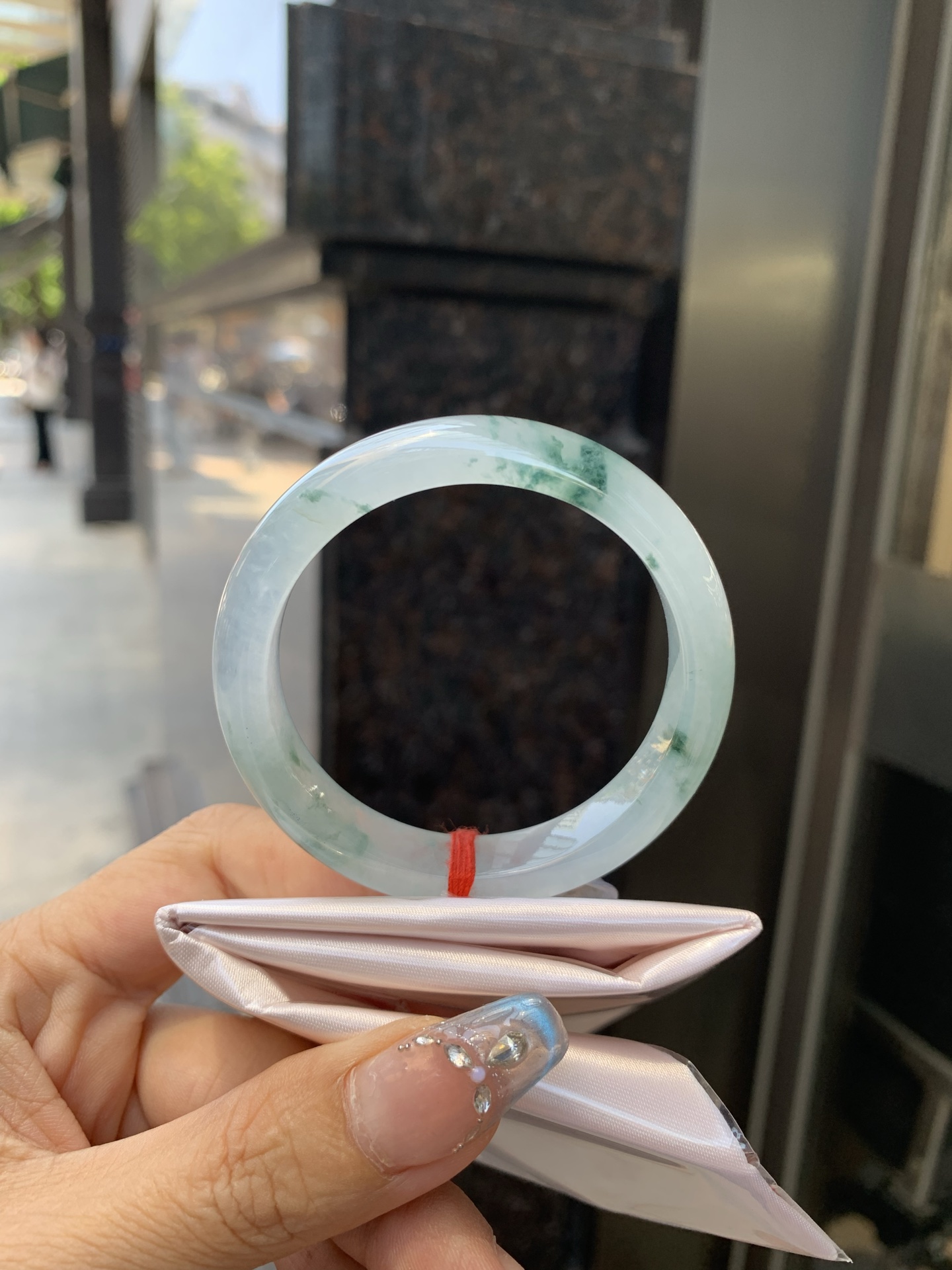 冰飘花正圈，50.2/7/10.2，0430-N592，打灯棉线，底妆冰透起光，蓝花灵动飘逸，勾勒出