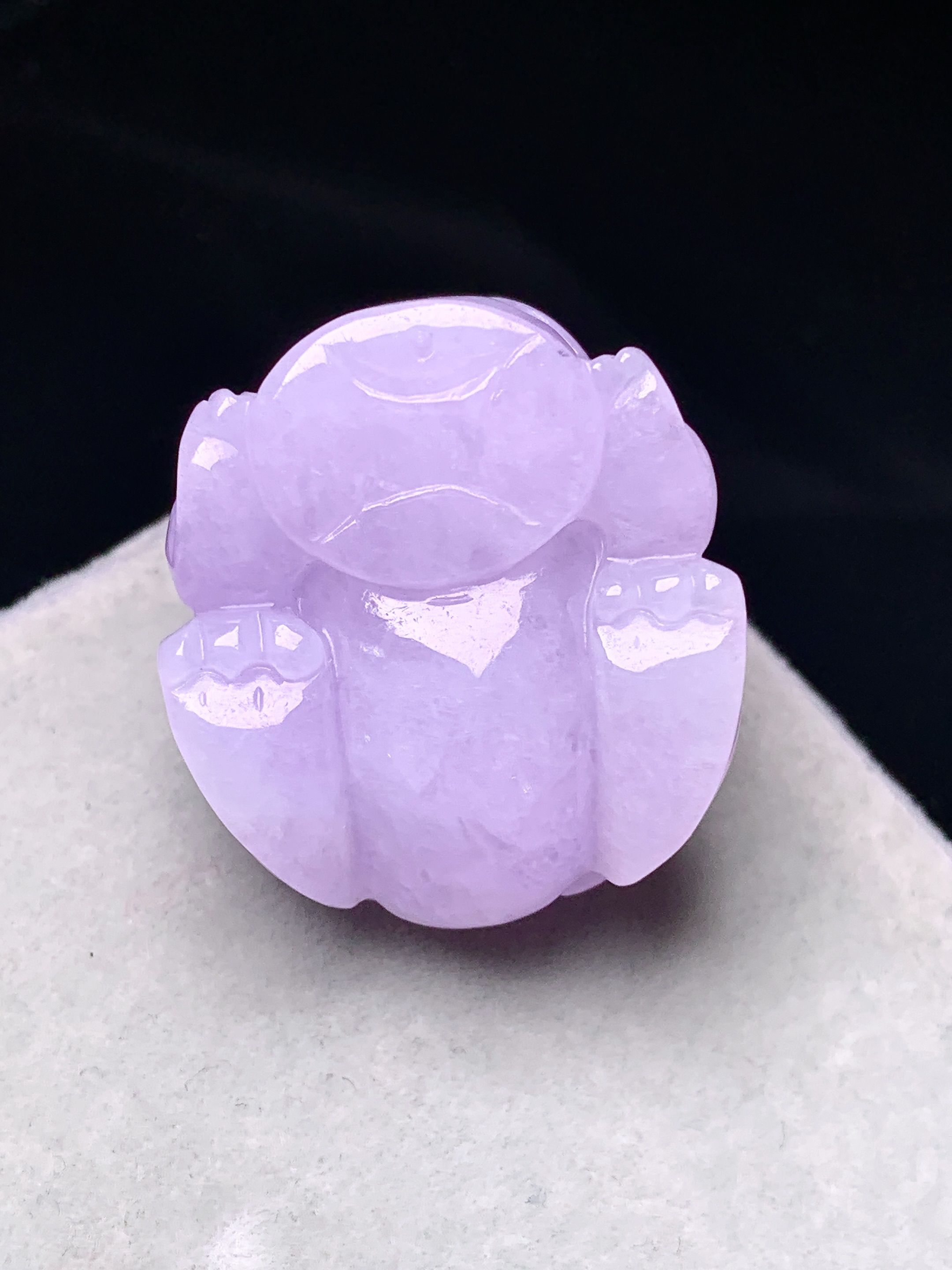 紫罗兰貔貅吊坠 玉质细腻 色泽艳丽清新 水润亮眼 整体尺寸26*23.5*15.5z1