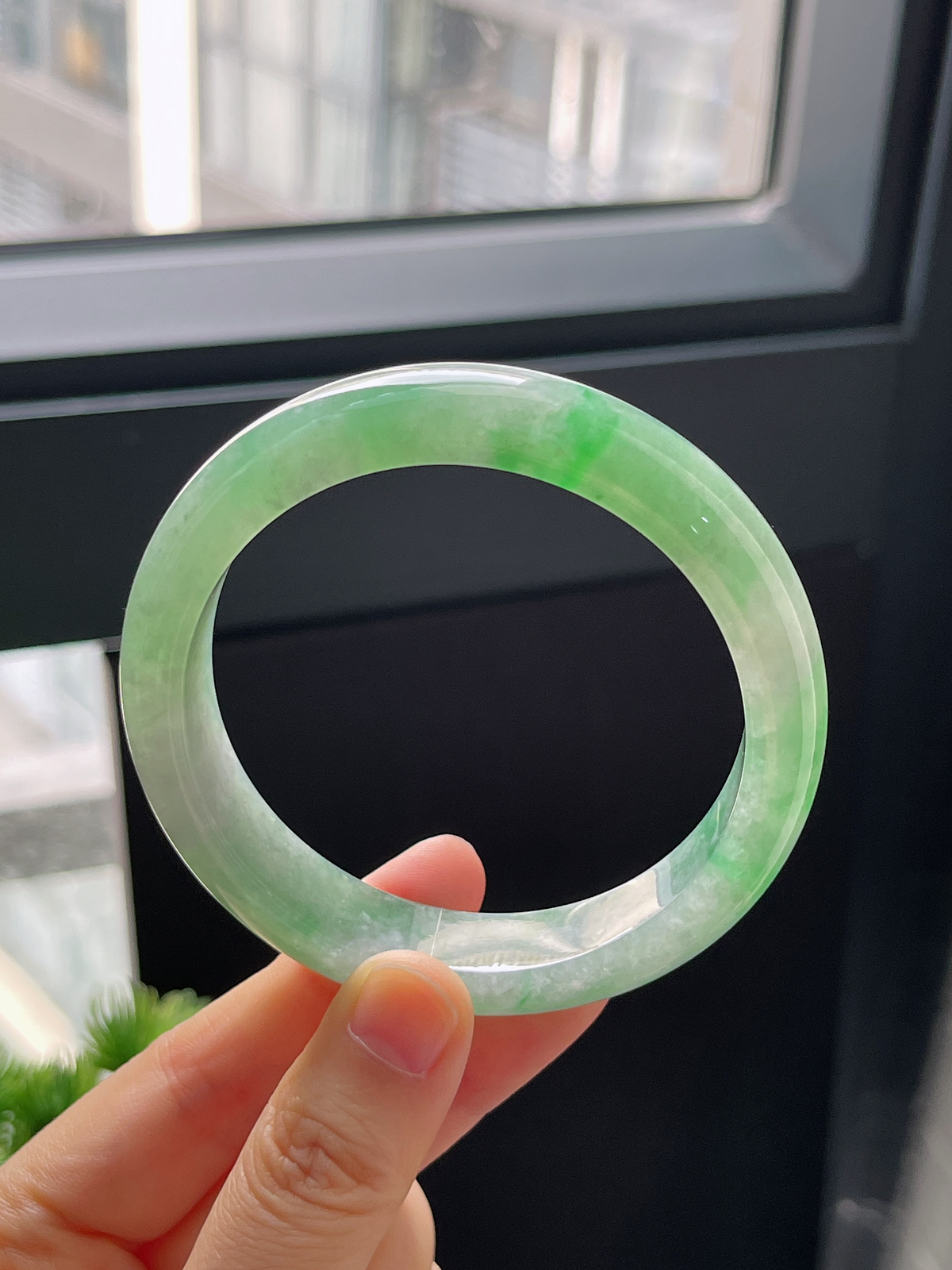 正圈58.3圈口，翡翠冰糯种飘花手镯