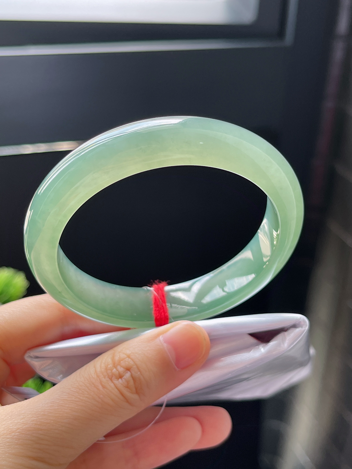 正圈56圈口，翡翠冰种绿色手镯