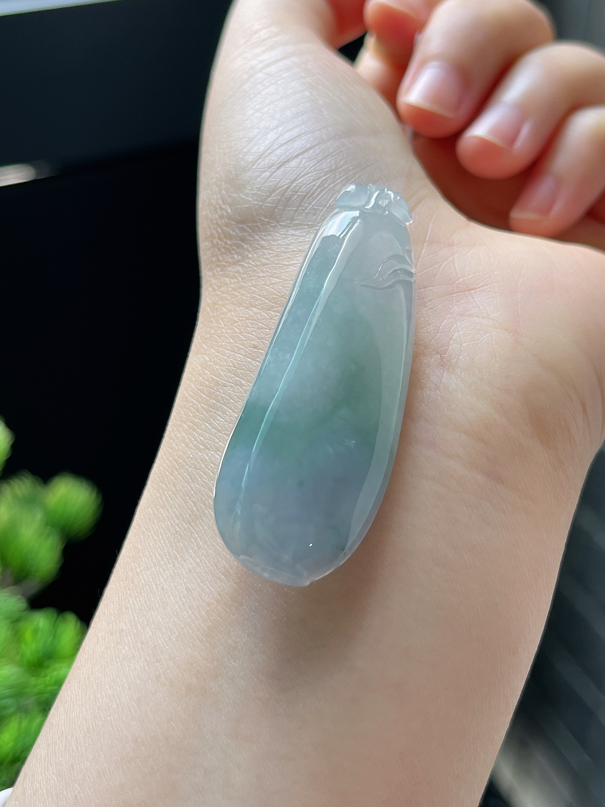 翡翠冰糯种飘花福瓜