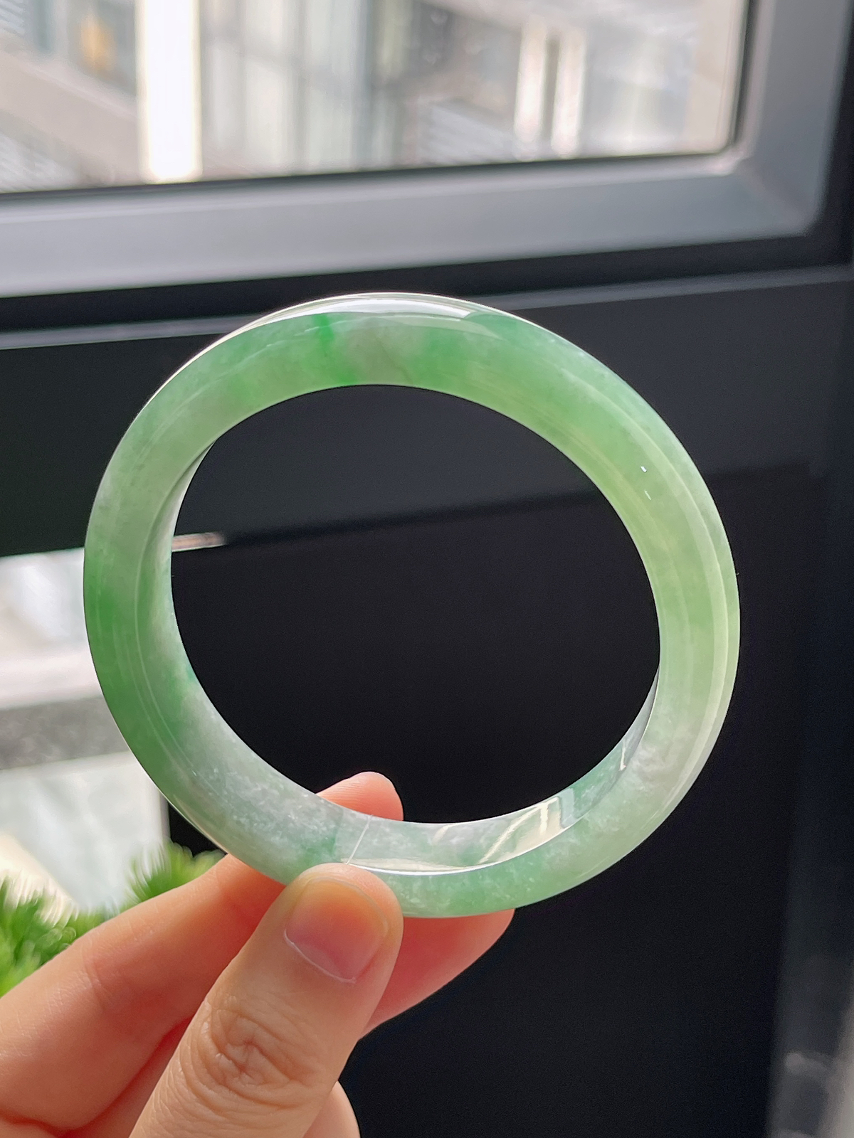 正圈58.3圈口，翡翠冰糯种飘花手镯