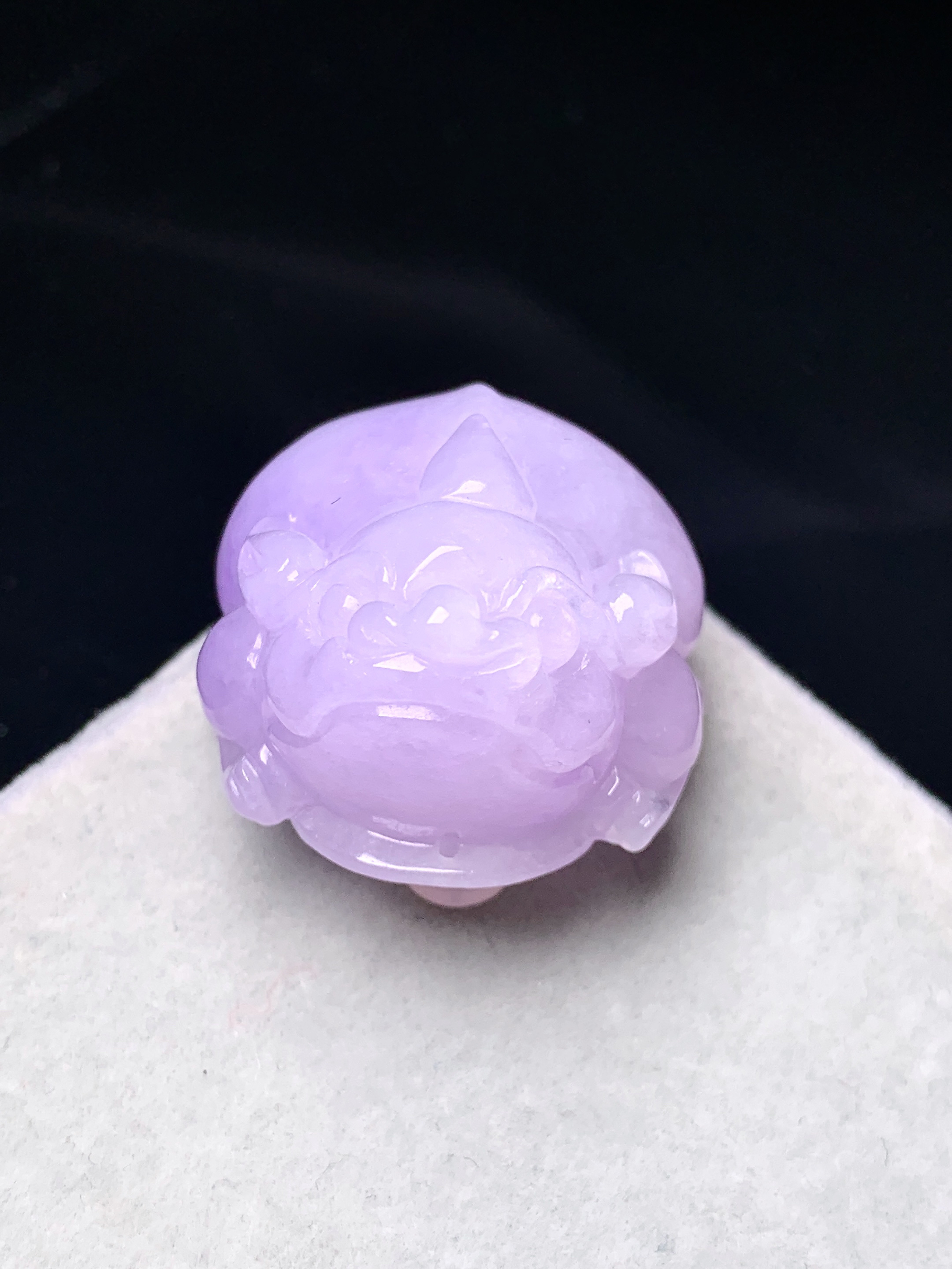 紫罗兰貔貅吊坠 玉质细腻 色泽艳丽清新 水润亮眼 整体尺寸26*23.5*15.5z1