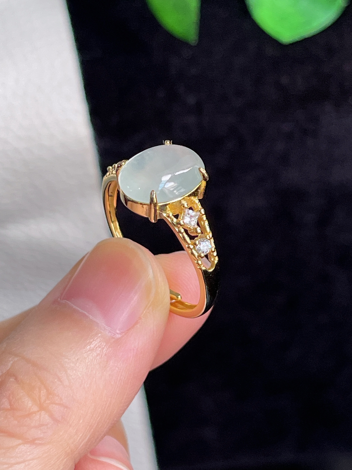 s925银
翡翠冰种白色戒指
