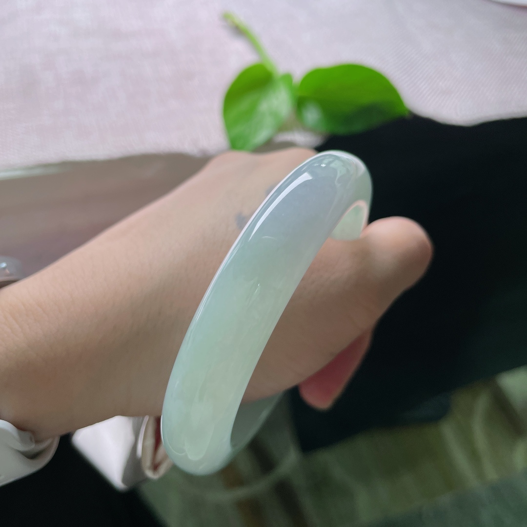58.6/13.3/9.6淡绿正圈，冰润细腻，微紫，版型好，岁月静好，温婉贵气，无裂，ss49739a