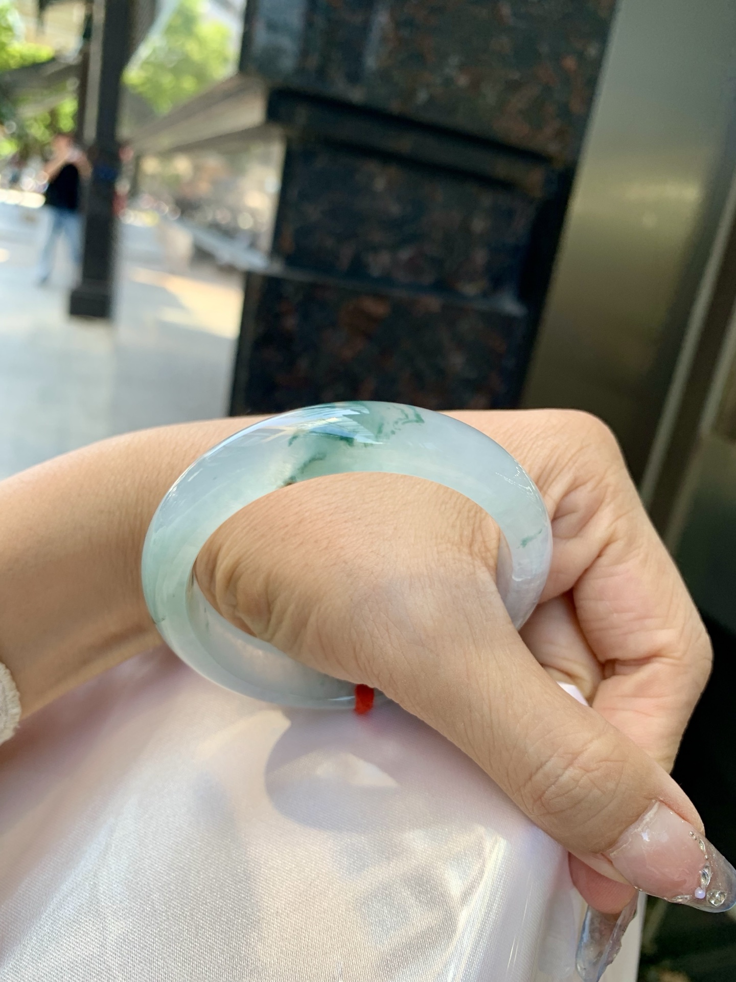 冰飘花正圈，50.2/7/10.2，0430-N592，打灯棉线，底妆冰透起光，蓝花灵动飘逸，勾勒出一幅唯美诗意的山水意境画，古典优雅又秀气