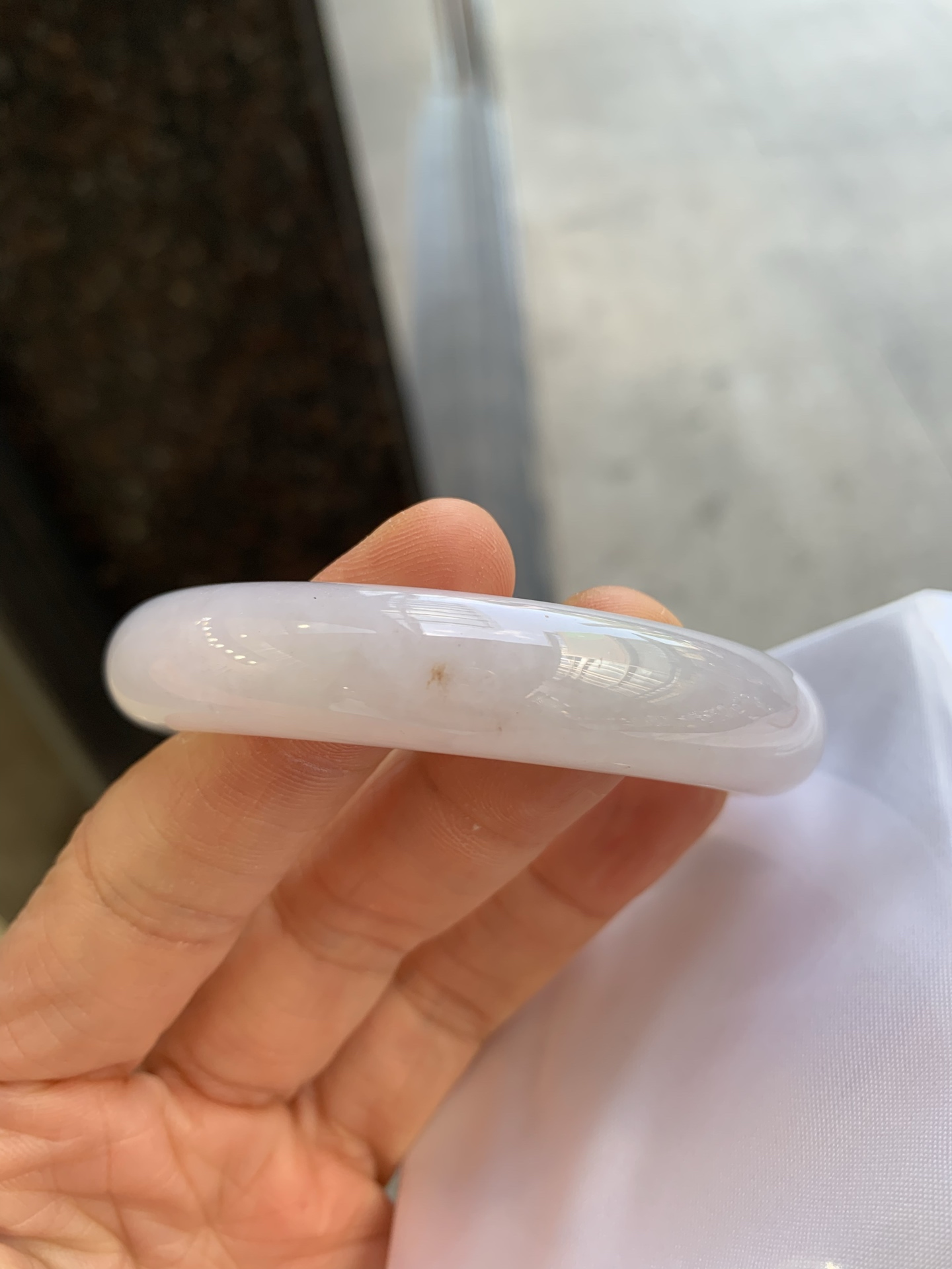 正圈细糯，无裂，尺寸56.8/12.8/8.2，细腻