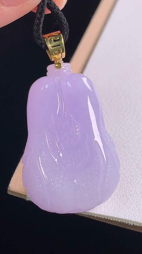 18K冰紫白菜吊坠，无裂，尺寸:43.3-34.9-23.3-12.3mm，编号26