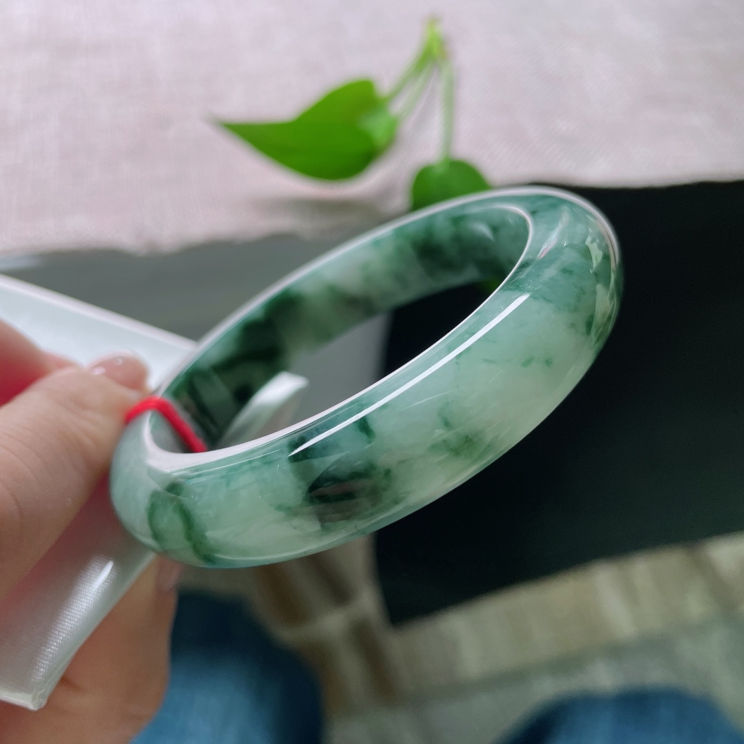 55.7/12.7/8.6，飘花正圈，版型正，厚装饱满，古色古香，一点皮纹不显，ss51342a