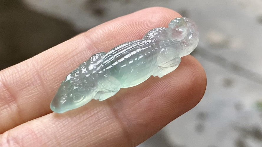 ️ 天空蓝鳄鱼，35*9.8*6
