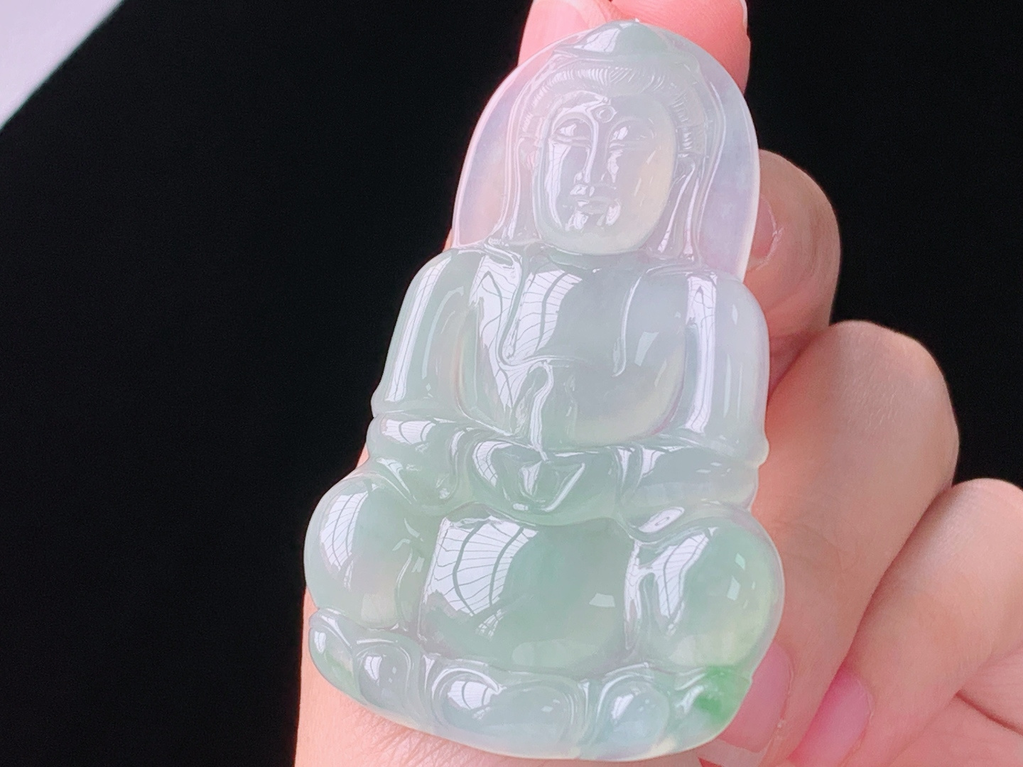 冰飘绿观音，有种有色，翠色灵动，无裂，尺寸60.1/37.9/5.7mm，26 Z