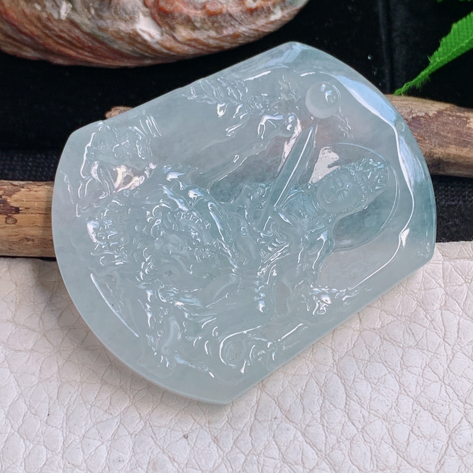 ktj实拍48.8*39*5.6缅甸翡翠精雕冰透文殊菩萨 生肖守护神玉吊坠