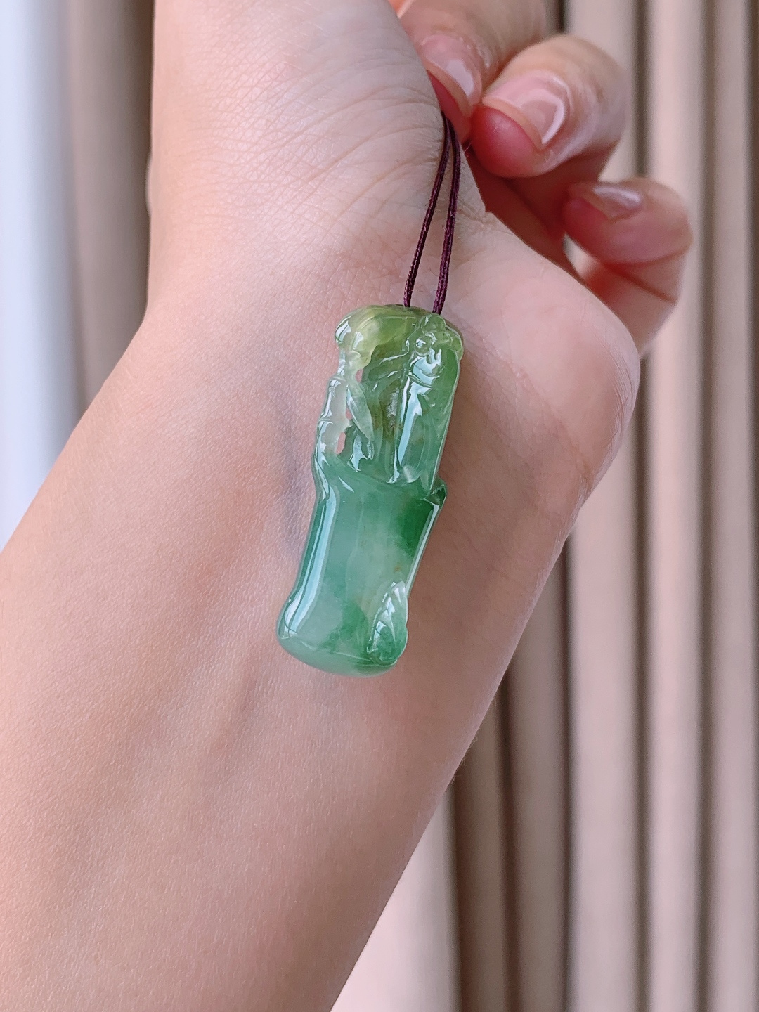 冰晴水竹节一鸣惊人飘黄翡竹节一鸣惊人吊坠，性比高，雕工立体，水头足，38.9/15.2/11.4，9