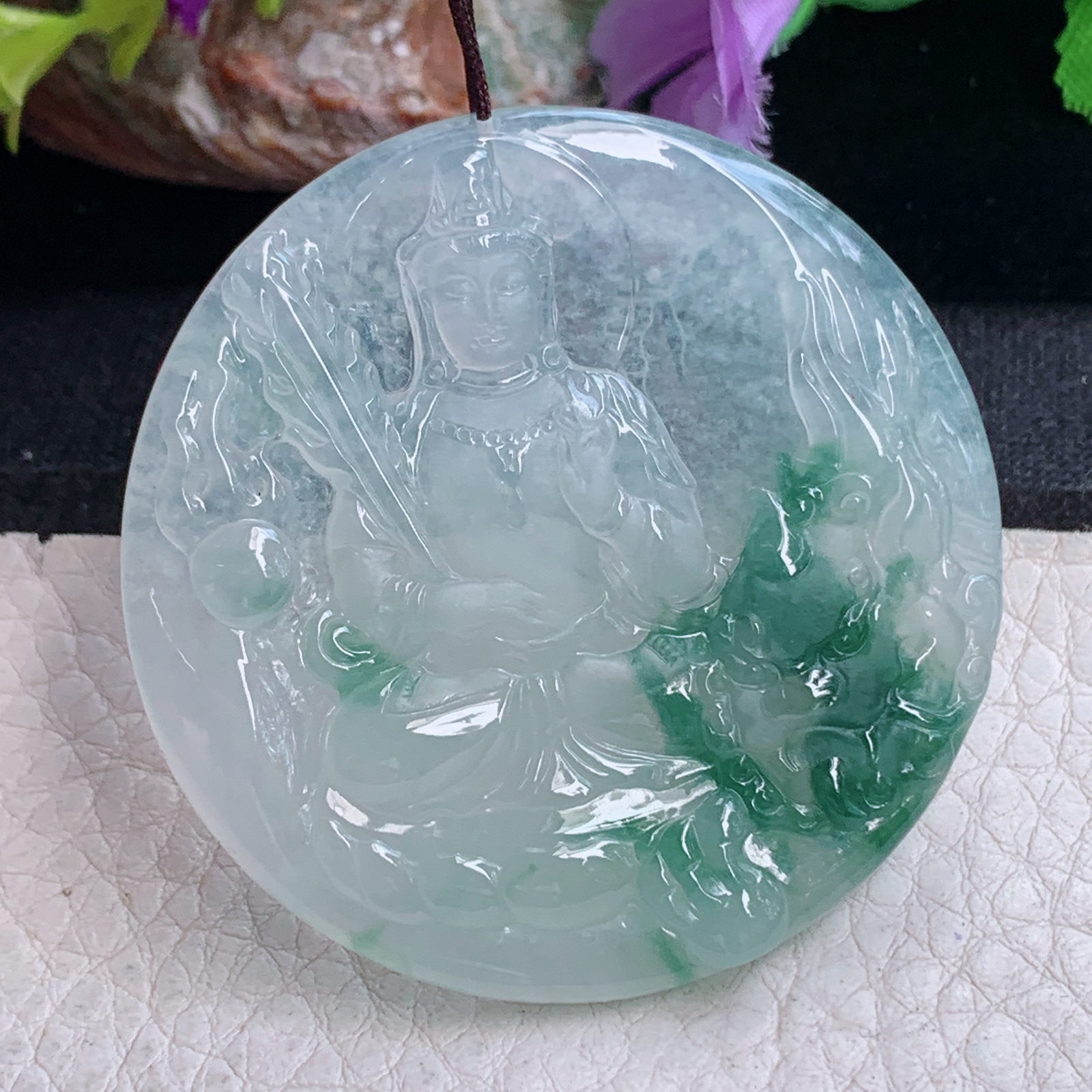 ktj实拍51*5缅甸翡翠精雕冰飘花文殊菩萨 生肖守护神玉吊坠