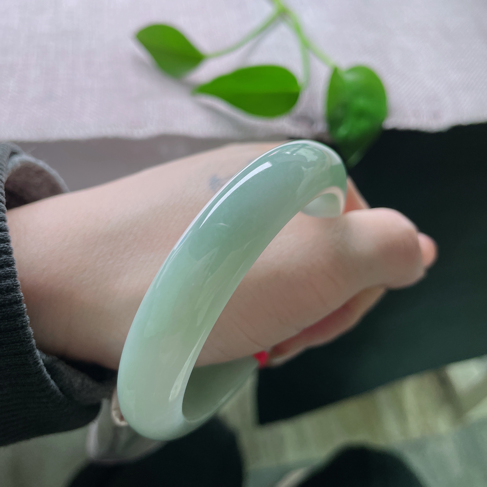 56/12.3/7.9，绿底正圈，水润，细腻，贵气，耐看，甜美，ss50277a..