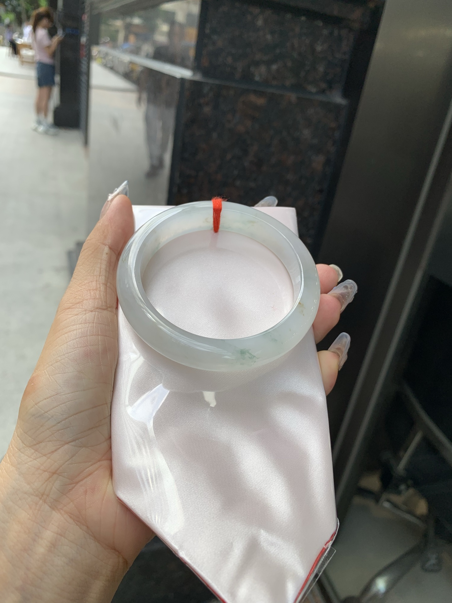 冰飘花正圈，58.8-8.5-12.4，0501-2A994，打灯细纹，不影响，底妆冰透，蓝花灵动飘逸，勾勒出一幅唯美诗意的山水意境画，古典优雅又秀气