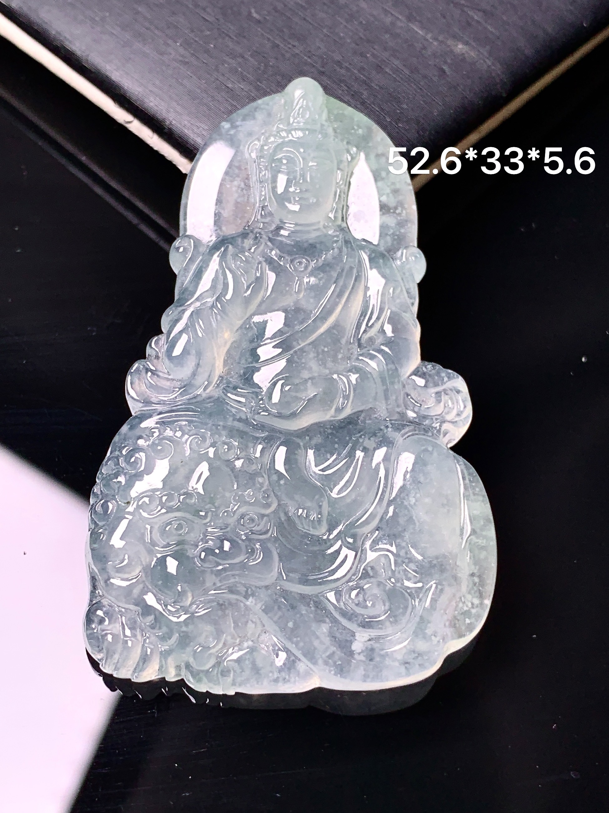 冰种普贤观音菩萨吊坠 玉质细腻 色泽艳丽清新 水润亮眼 整体尺寸52.6*33*5.6x7