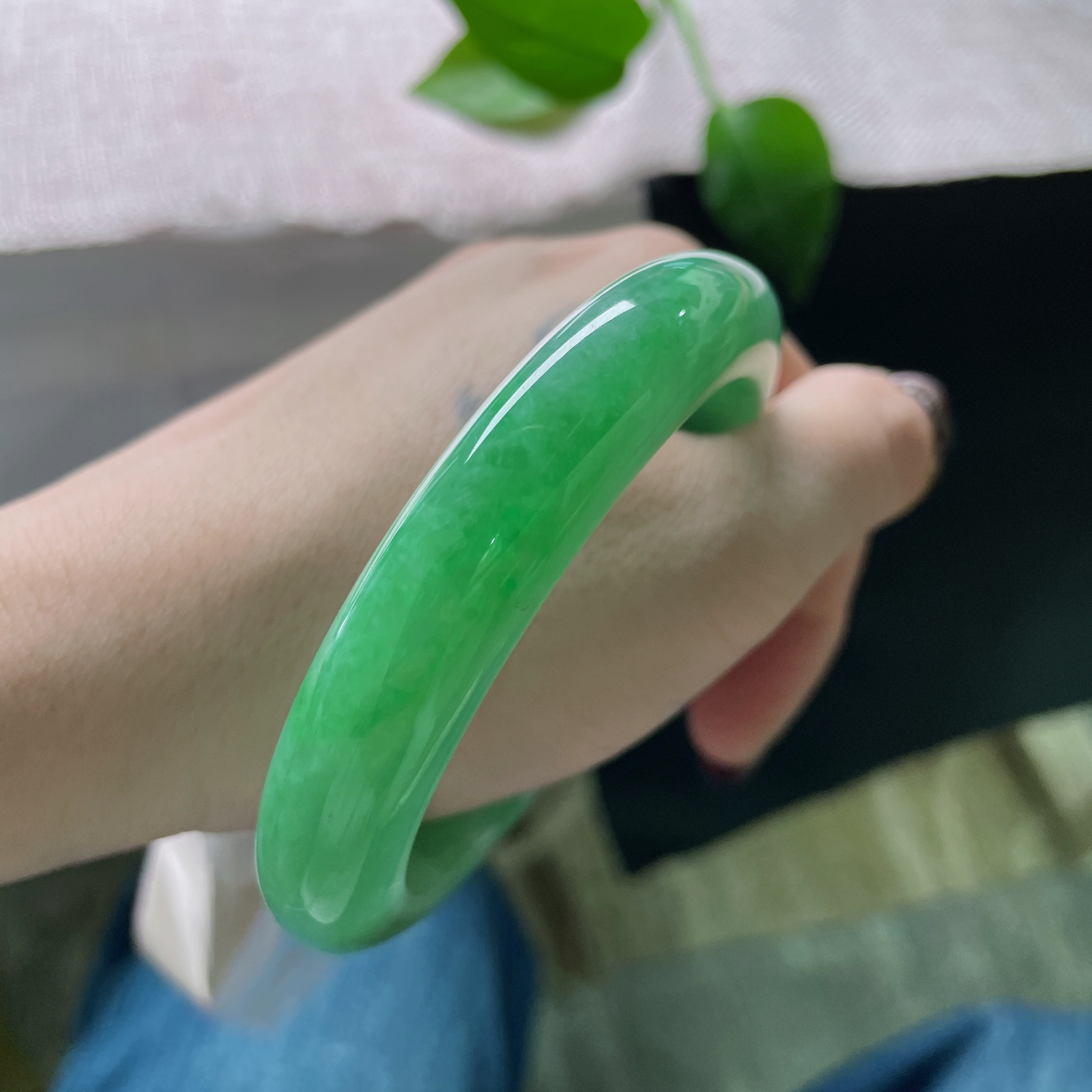 58.9/12.4/9.4，绿底正圈，割下江山最浓的一笔，为你铸了这枚月亮。ss51677a..