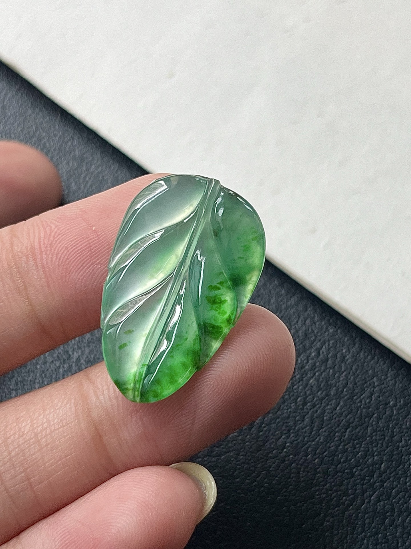 ️【玉叶】飘花灵动，种老细腻形体佳，尺寸：25.9/16.4/2.4，asd152