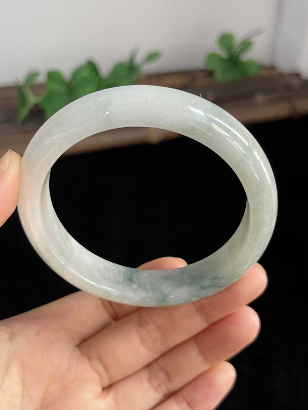 正圈57圈口，翡翠手镯