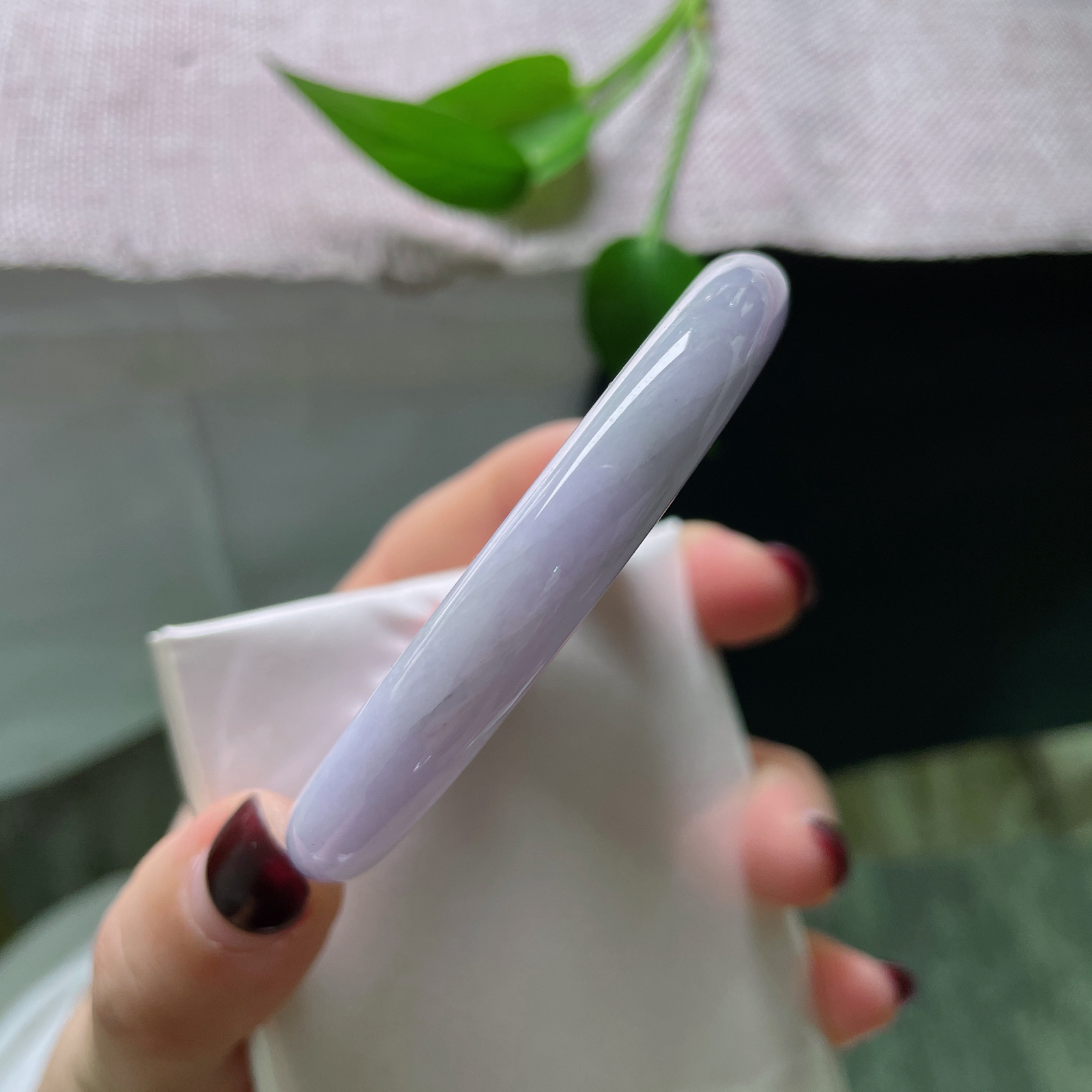 54.3/8.8，紫罗兰圆条，颜色分布均匀，瑰姿艳逸，雍容华贵，皮纹，ss50510a..